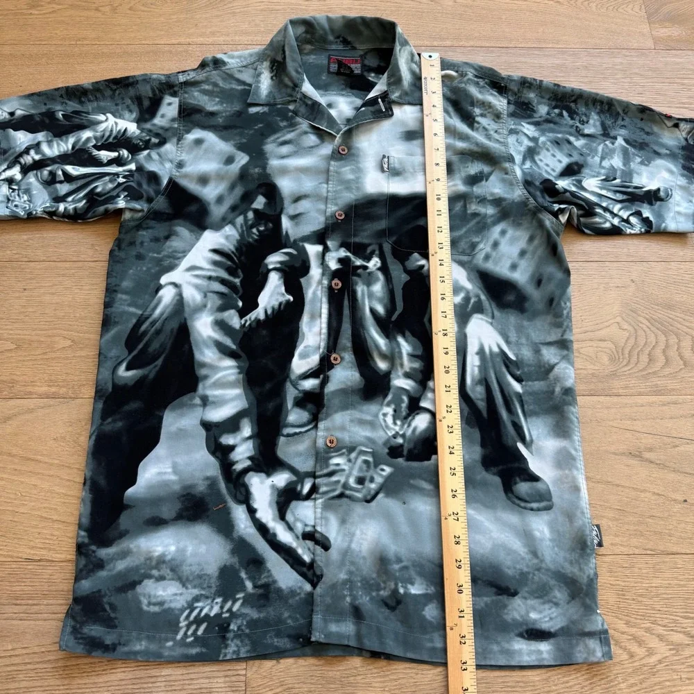 Vintage FUBU Mens Dice Game Graphic Shirt Gray Black Short Sleeve Button Up L‎